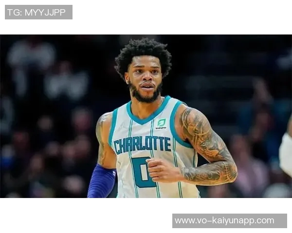 迈尔斯布里奇斯表现出色14投6中贡献17分4篮板三分球命中率高达50